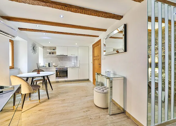 Old Town Pearl 스플리트